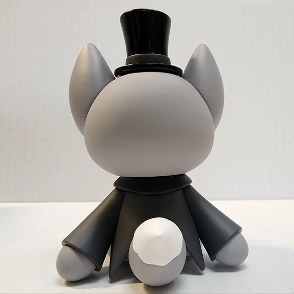 EMMA'S WEDDING BRIDEGROOM WOLF - Picture 3 of 5